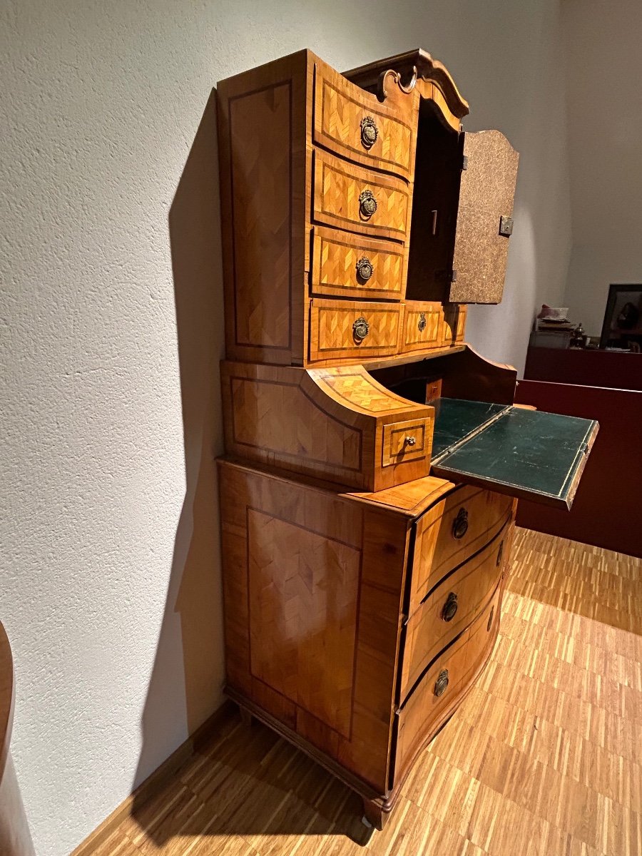 18th Century Curved Cherrywood Secretary -photo-5