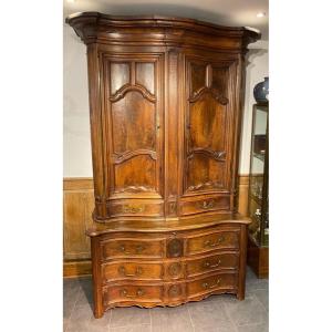 Armoire luxembourgeoise en Noyer 