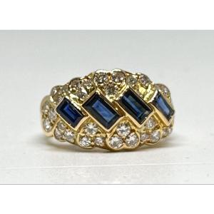 Gold Ring, Blue And Brilliant Sapphires 