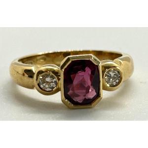 Gold Ring, Brilliants And Garnet