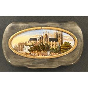 Snuffbox Decorated With Notre Dame De Paris In Horn 