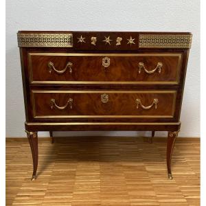 Commode en acajou début 19 eme réalisé par Heinrich Gambs le collaborateur de David Röntgen 