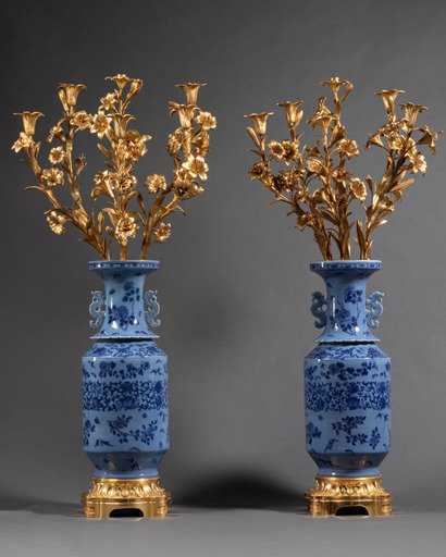 Paire De Grands Vases En Porcelaine De Chine Montées Bronze Doré 19è siècle 