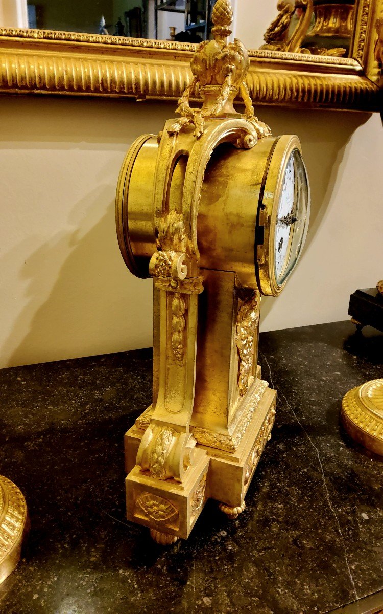 Louis XVI Style Pendulum Clock And Pair Of Candlesticks In Chiseled Gilded Bronzes Susse Fd-photo-8