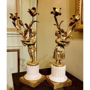 Paire De Candélabres Aux "enfants Jardiniers" En Bronzes Dorés Et Marbre Fin Epoque Louis XVI