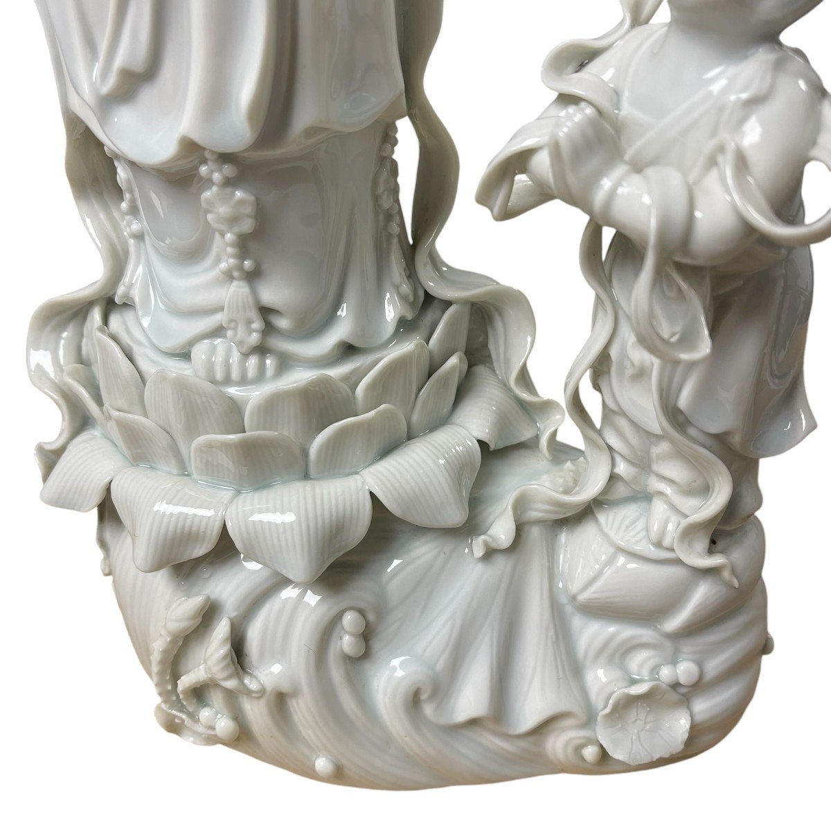 Statuette De Guanying En Porcelaine Blanche-photo-3