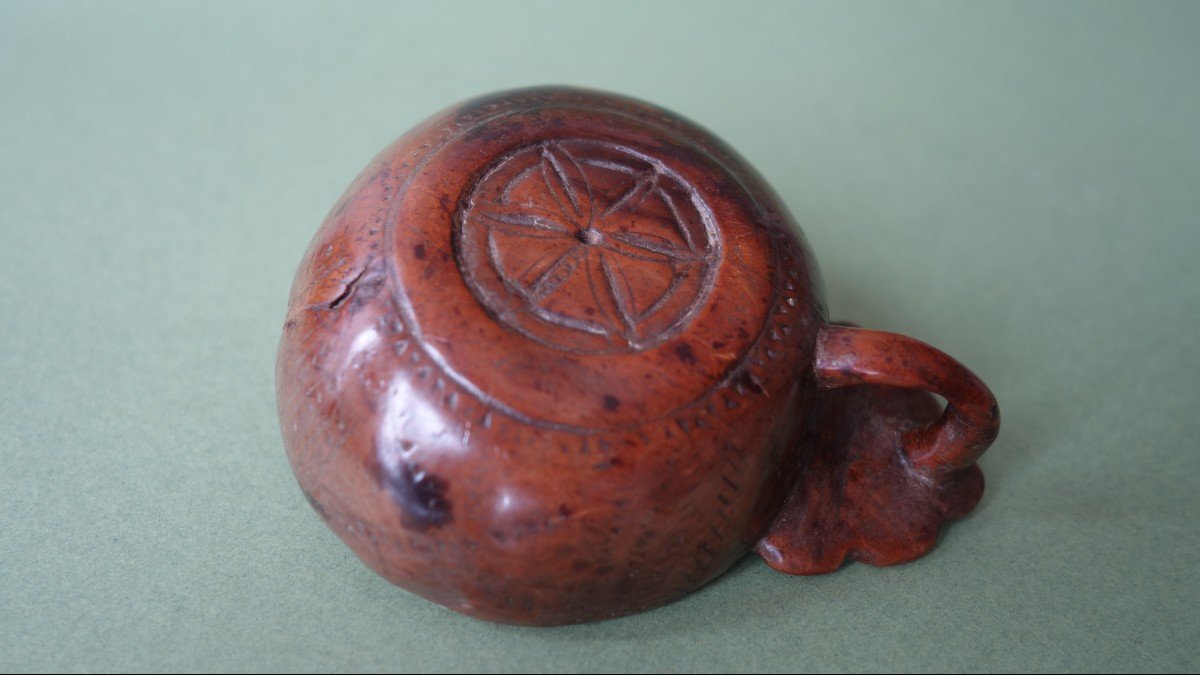 Wine Cup Or "tassou" In Carved Boxwood, Auvergne Eighteenth-photo-7