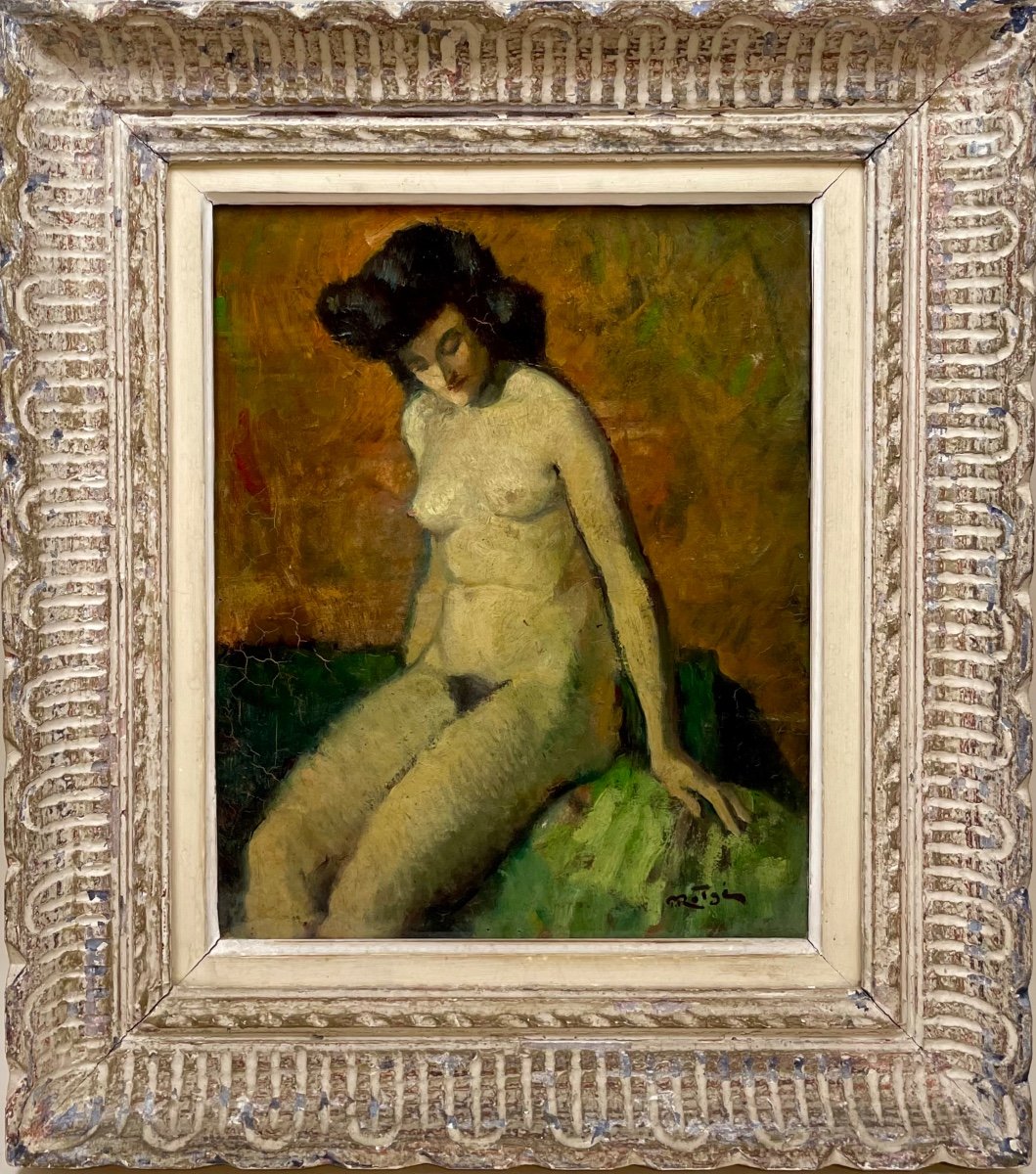 Model, Naked Woman Sitting 