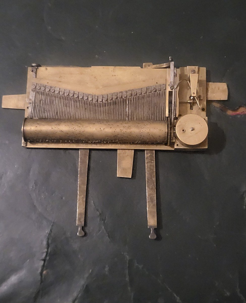 Primitive Music Box Movement