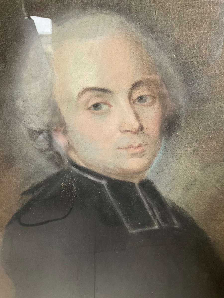 Portrait D’homme D’église Pastel XVIIIeme