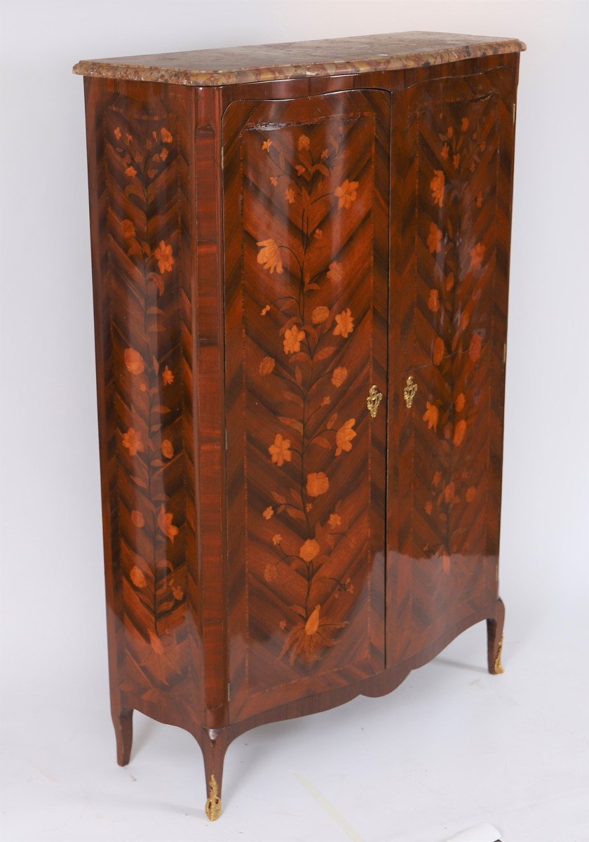 Rare Armoire Marquetée - Louis XV