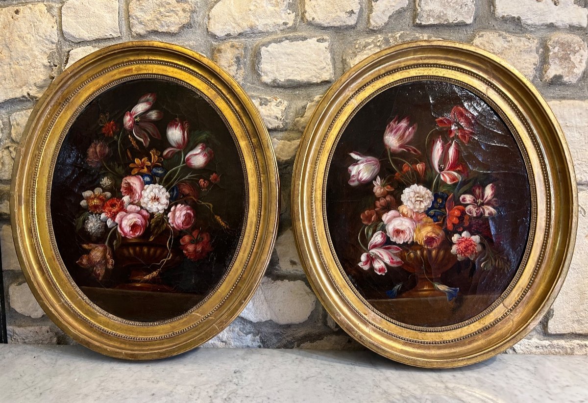 Paire De Tableaux « nature Morte Aux Fleurs « 