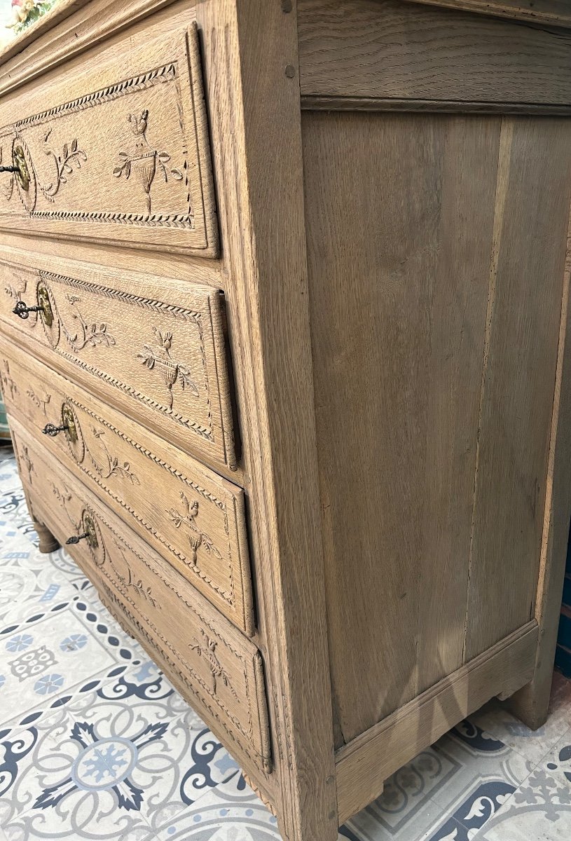 18th Century Liège Chest Of Drawers In Light Oak -photo-5