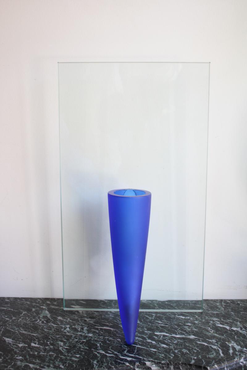 Daum Vase " Etrangeté Contre Un Mur" By Philippe Starck -photo-2