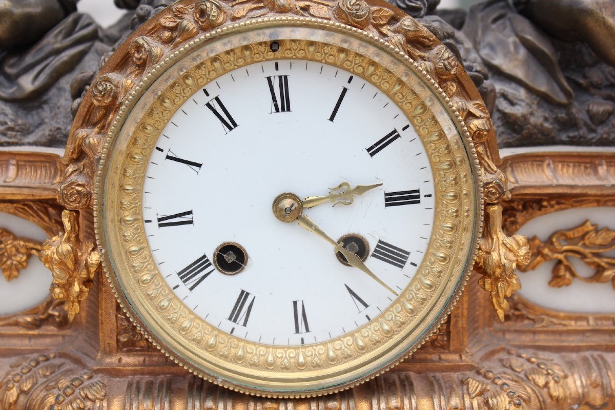 19th C. Bronze And Marble Clock With Baby Decor -photo-6