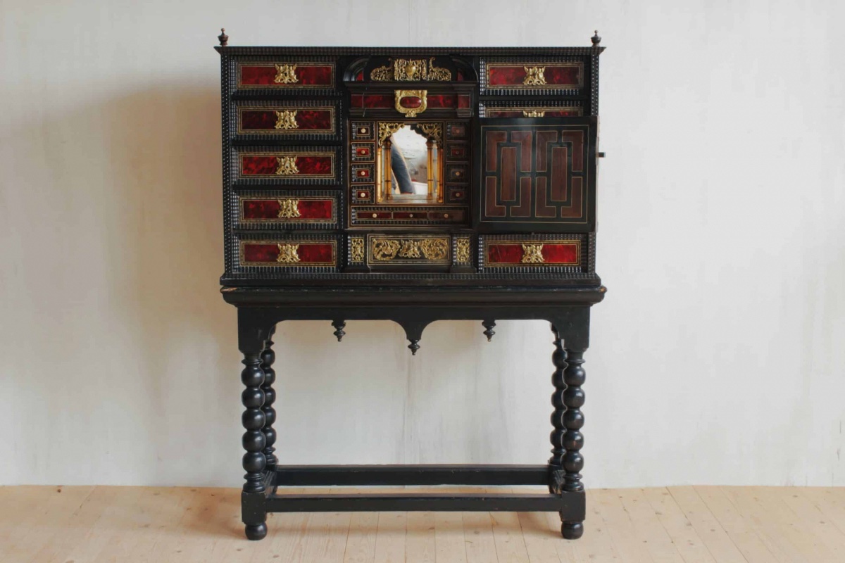 17th Century Antwerp Cabinet-photo-3