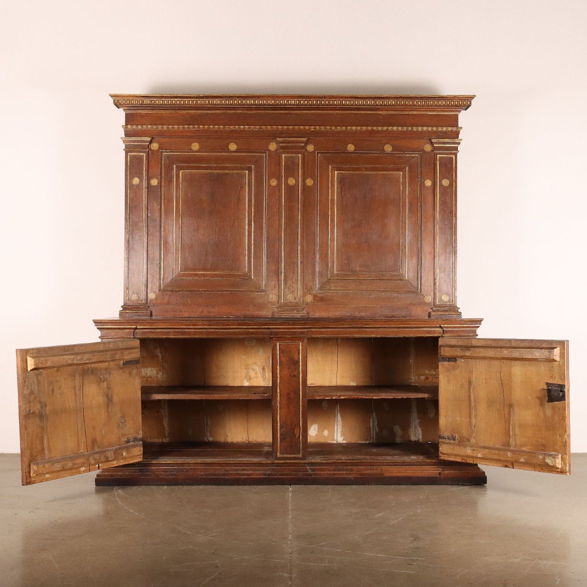 Ancient Cupboard With étagère Walnut Italy XVII Century-photo-3