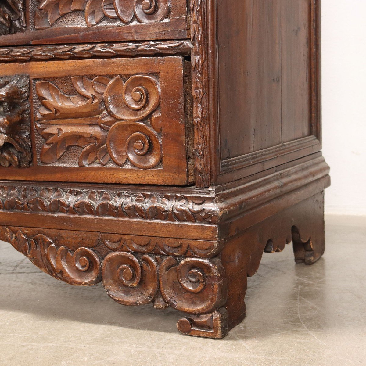 Antique Baroque Chest Of Drawers Walnut Italy XVIII Century-photo-4