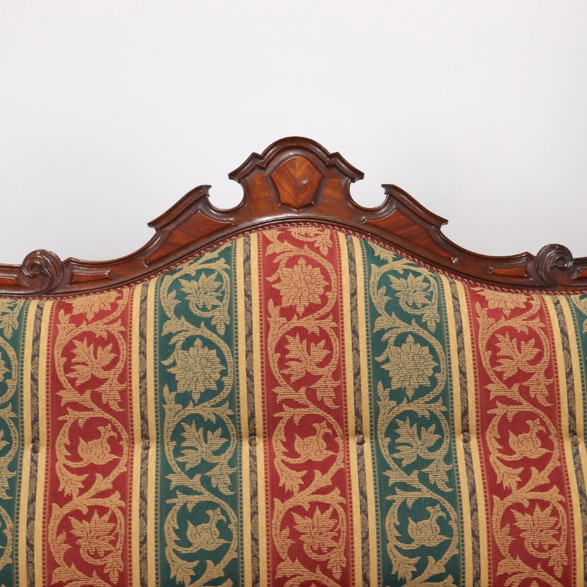 Umbertino Sofa In Carved Walnut Italy Third Quarter XIX Century-photo-4