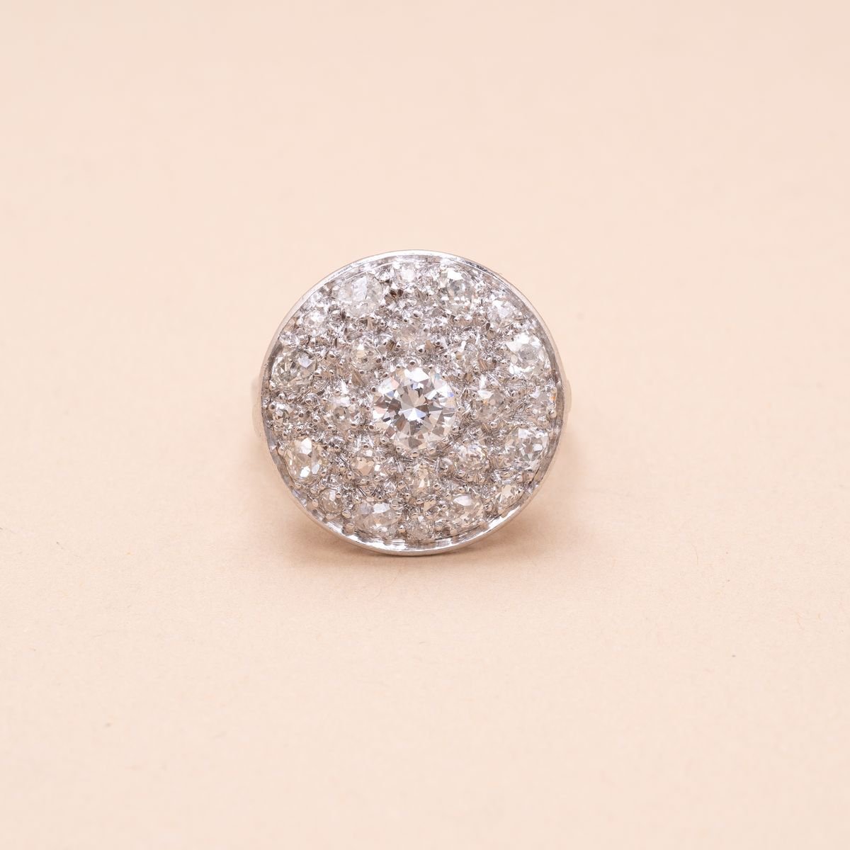 Bague Vintage Cible Diamants Coussin Et Brillant 1.90 Carat