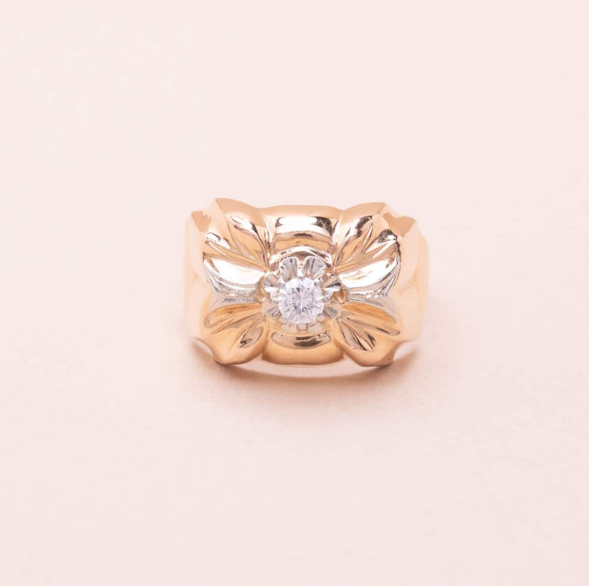 Honky Diamond Ring