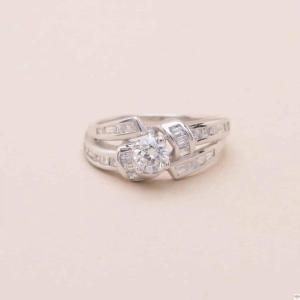 White Gold Diamond Ring 0.40 Carat Knot 