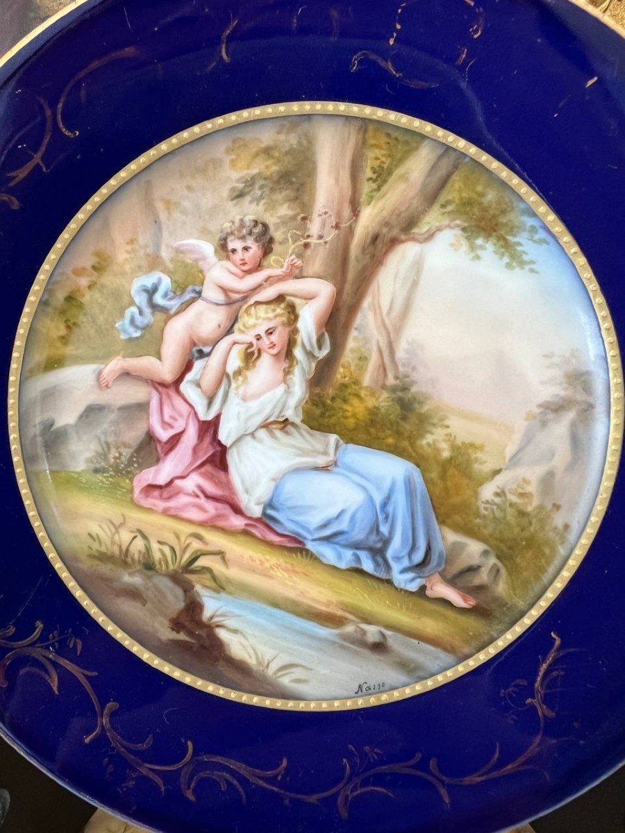 Assiette à motif mythologique, en porcelaine royale de Vienne-photo-3