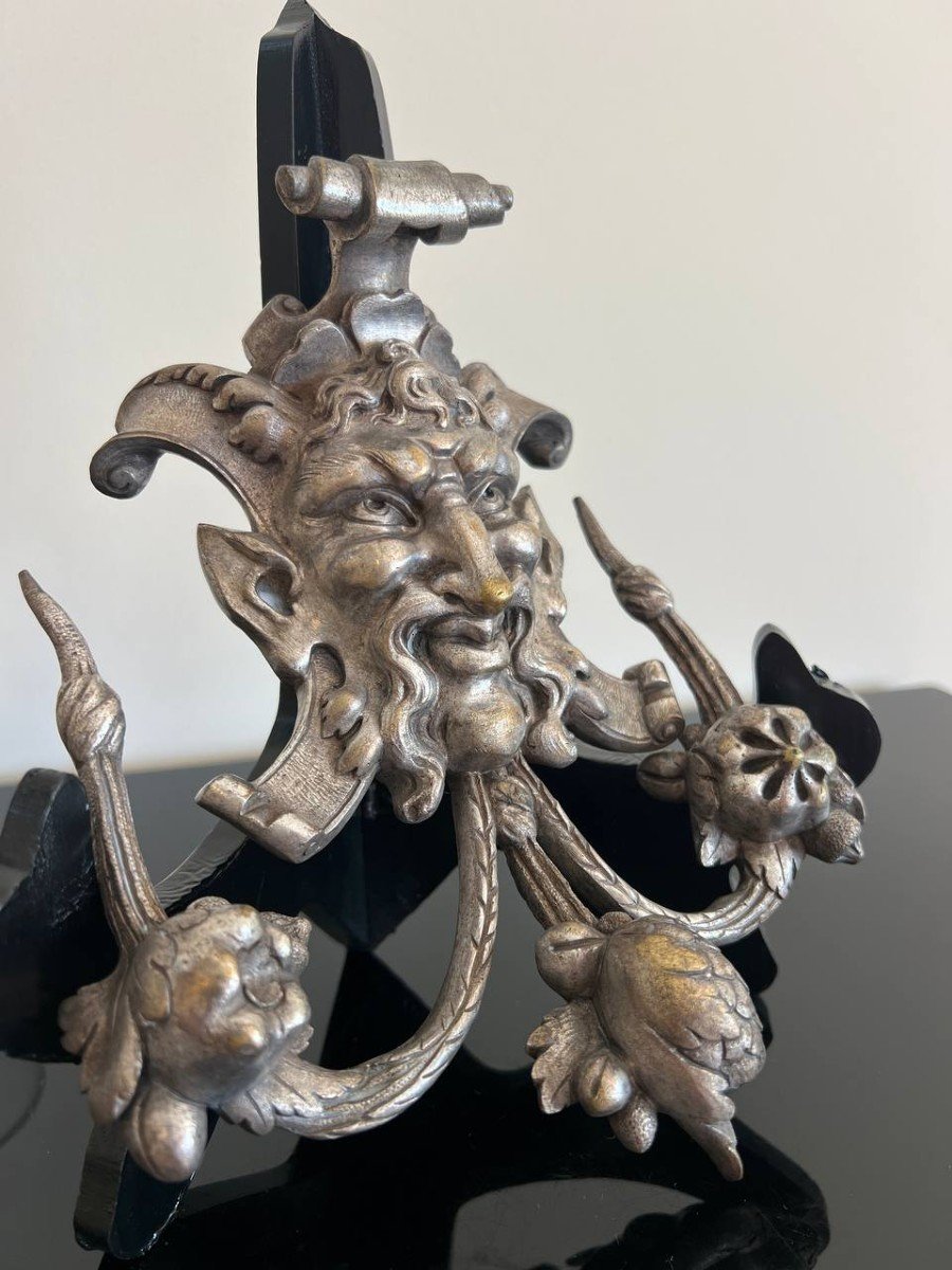 Rare Bronze Wall Pyrogen With Devil's Face.-photo-7