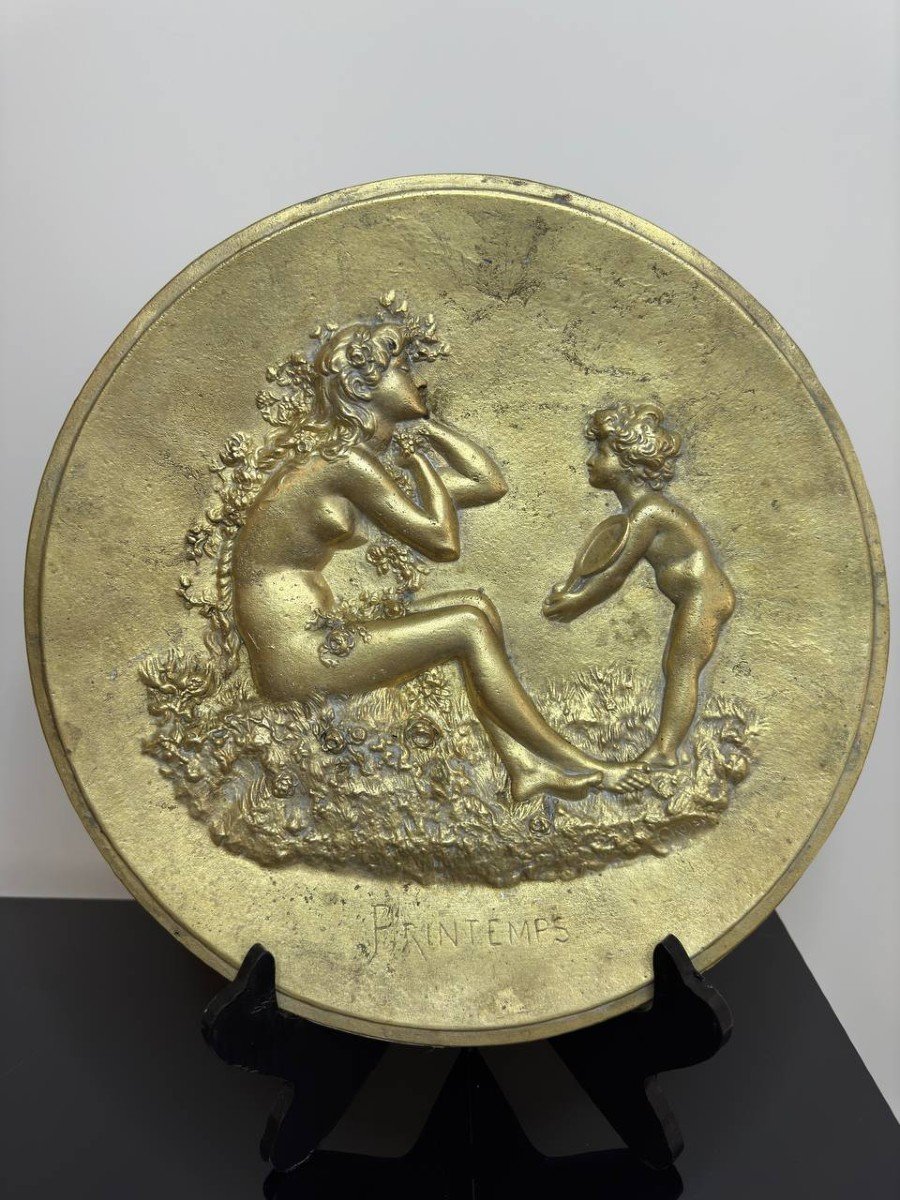 Aristide Onésime Croisy (français, 1840-1899). Printemps, Plat En Bronze.