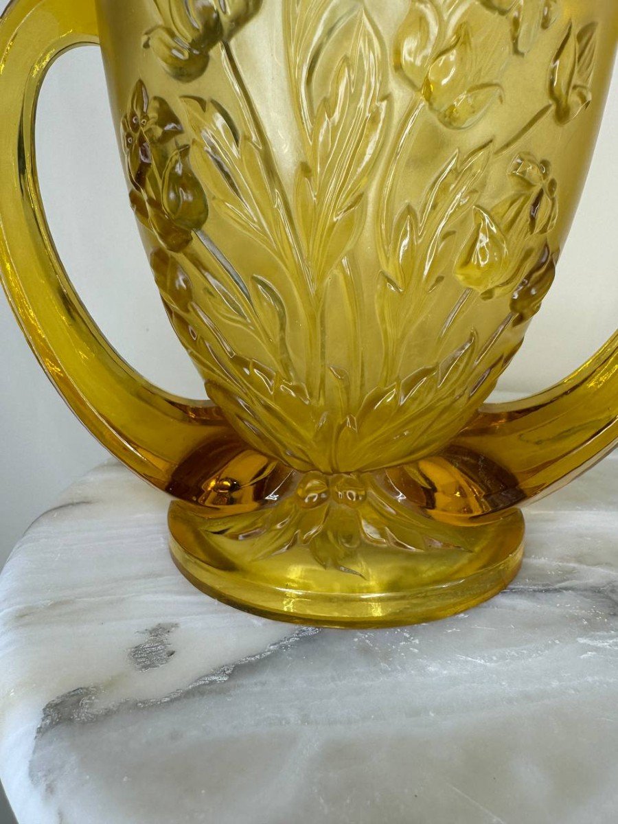 Verlys, Very Pretty Vase In Gold Pressed Molded Glass, Model "les Campanules"-photo-3