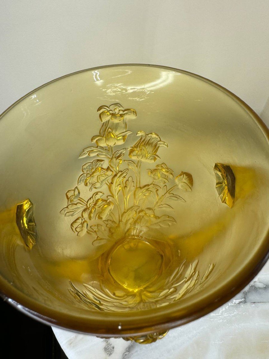 Verlys, Very Pretty Vase In Gold Pressed Molded Glass, Model "les Campanules"-photo-4