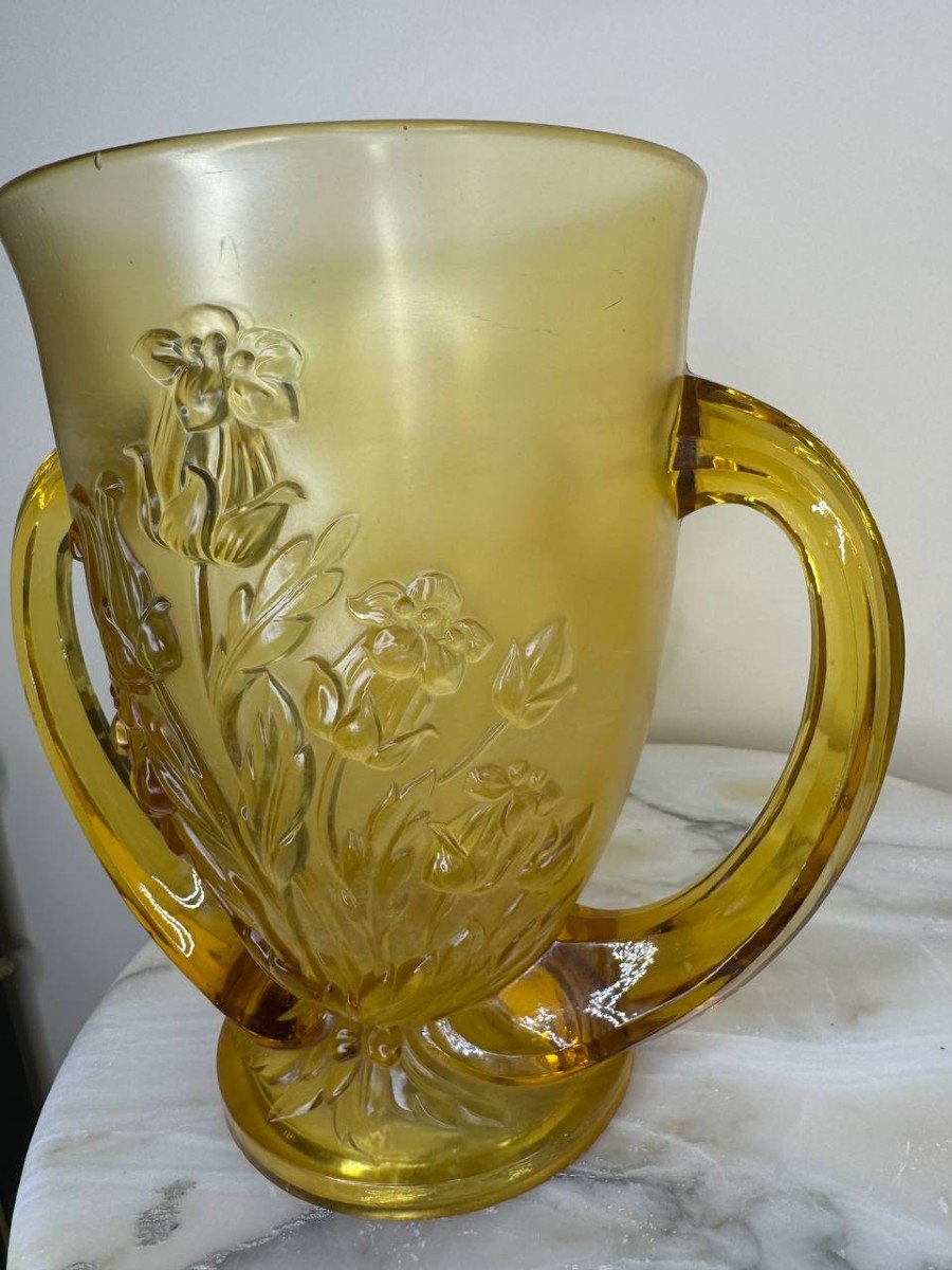 Verlys, Very Pretty Vase In Gold Pressed Molded Glass, Model "les Campanules"-photo-6