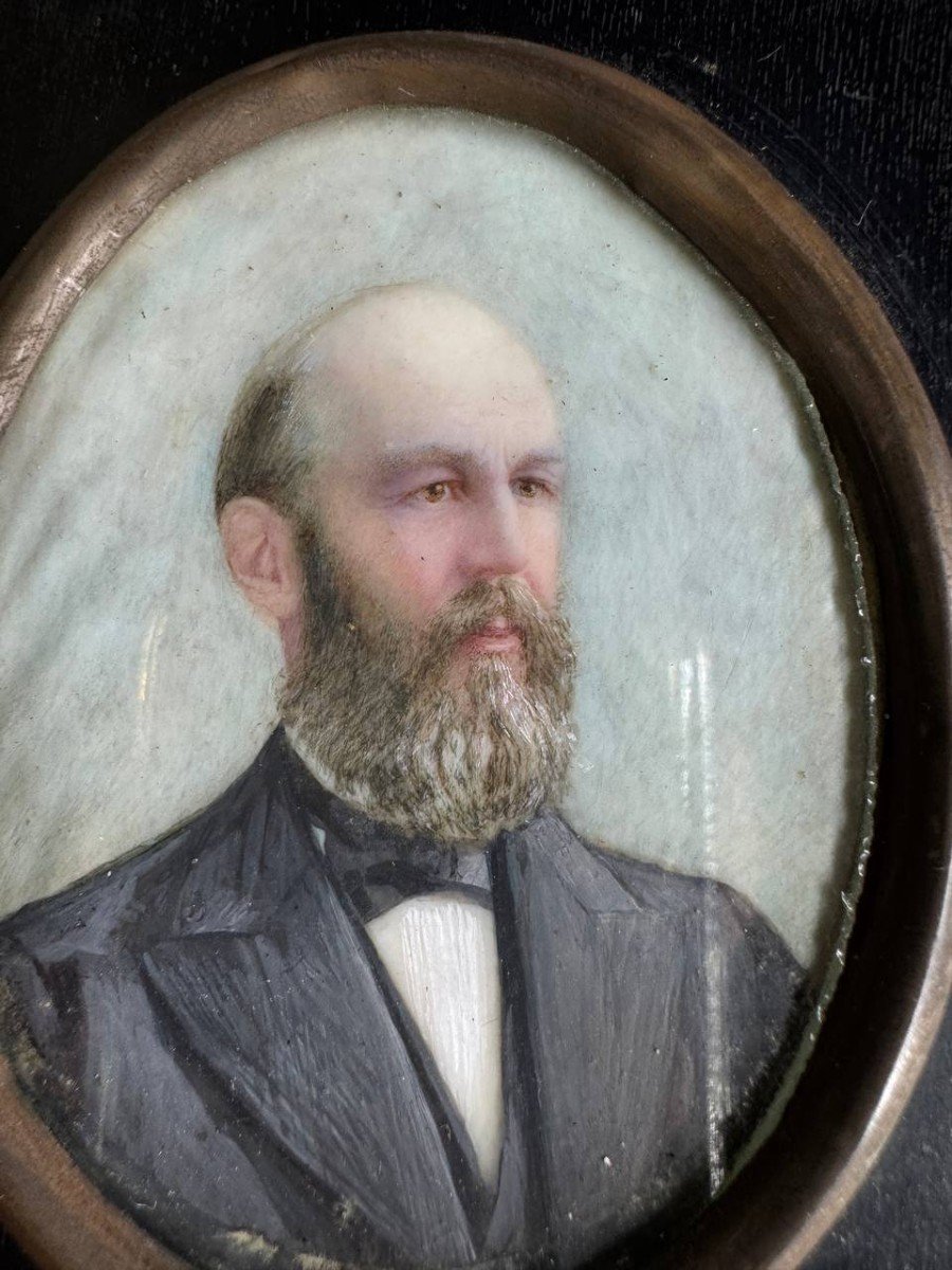 Oval Shaped Painted Miniature Portrait Representing A Bearded Man In A Black Jacket.-photo-6