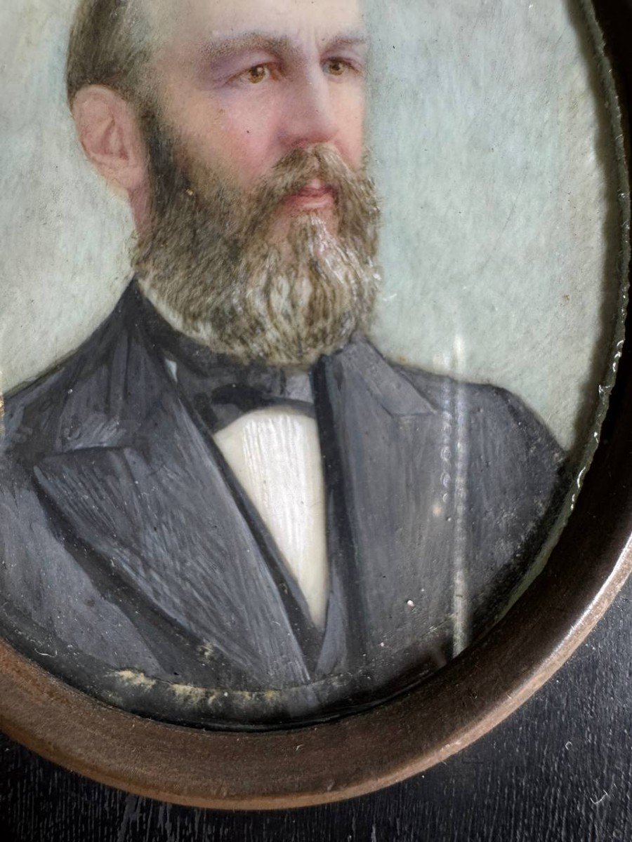 Oval Shaped Painted Miniature Portrait Representing A Bearded Man In A Black Jacket.-photo-7