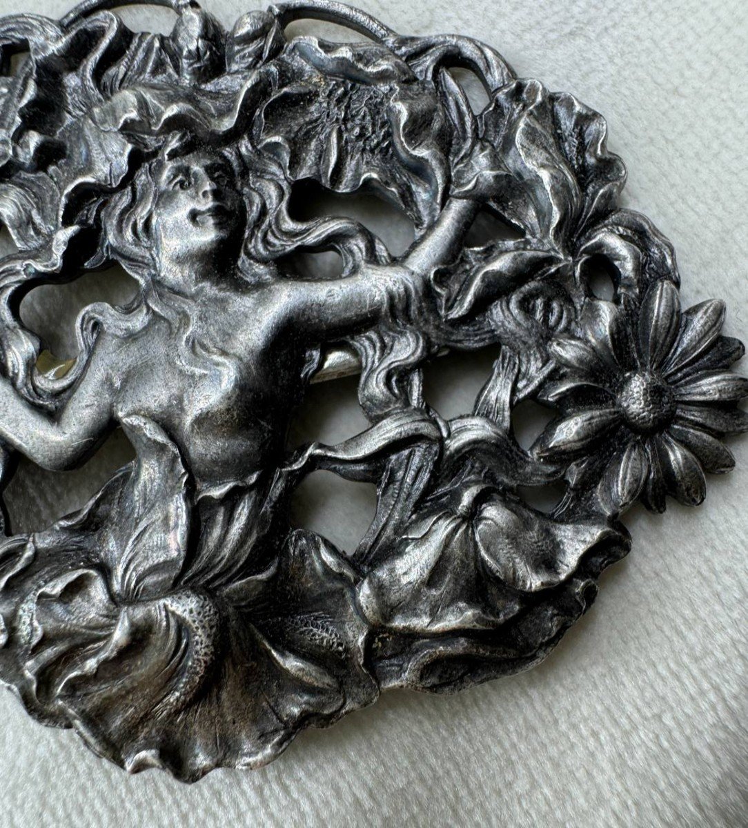 Art Nouveau Brooch-photo-2