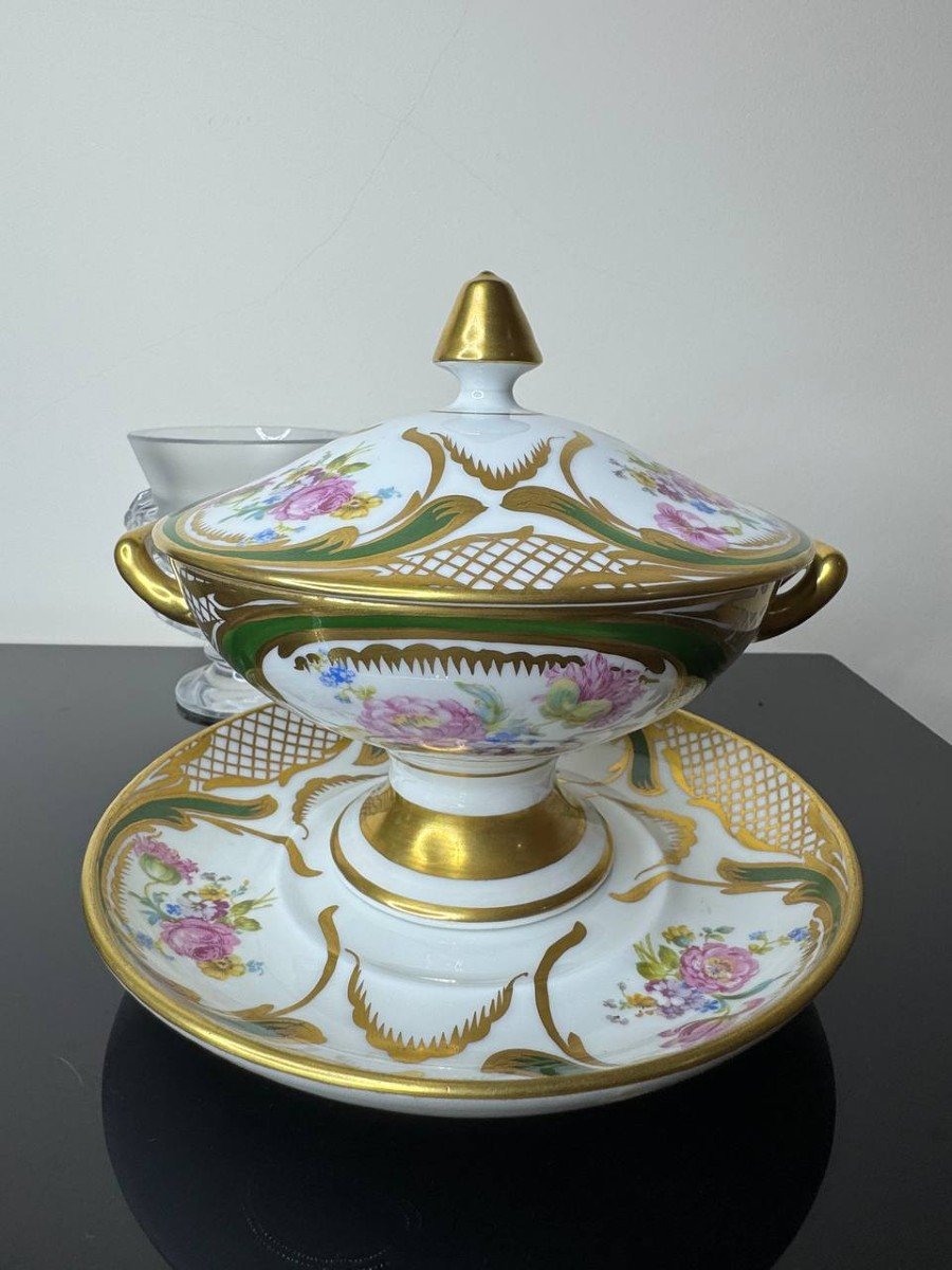 Bonbonnière Ou Confiturier En Porcelaine De Limoges Avec Motifs Floraux.-photo-7