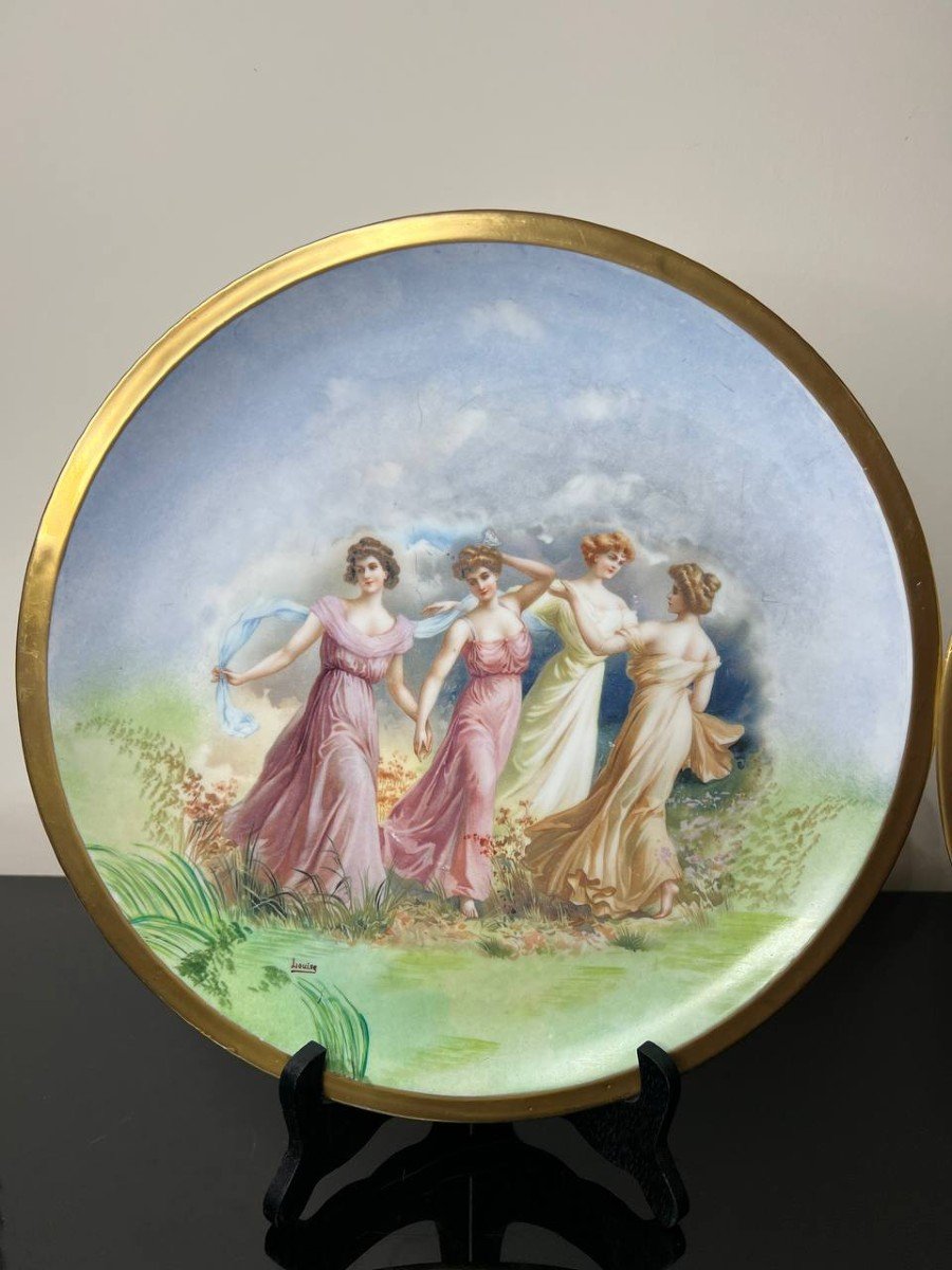 A Pair Of Porcelain Plates-photo-2