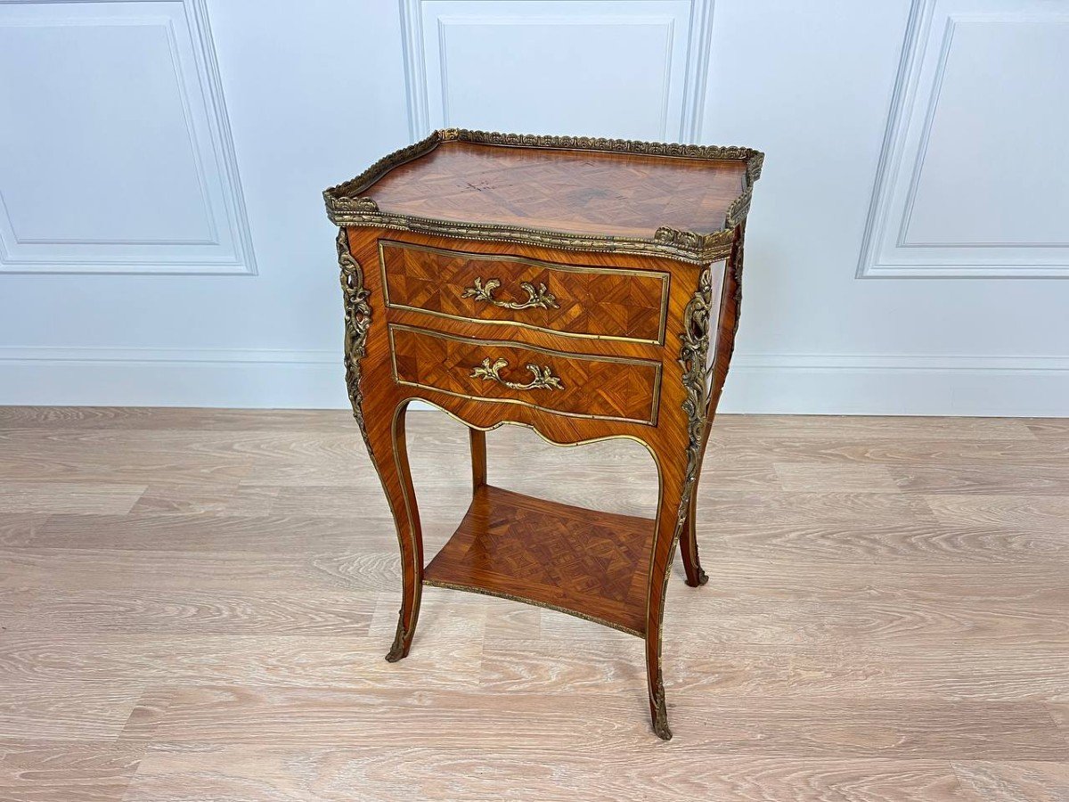 Table De Chevet Anciennne ,  Style Louis XV En Bois De Rose-photo-4