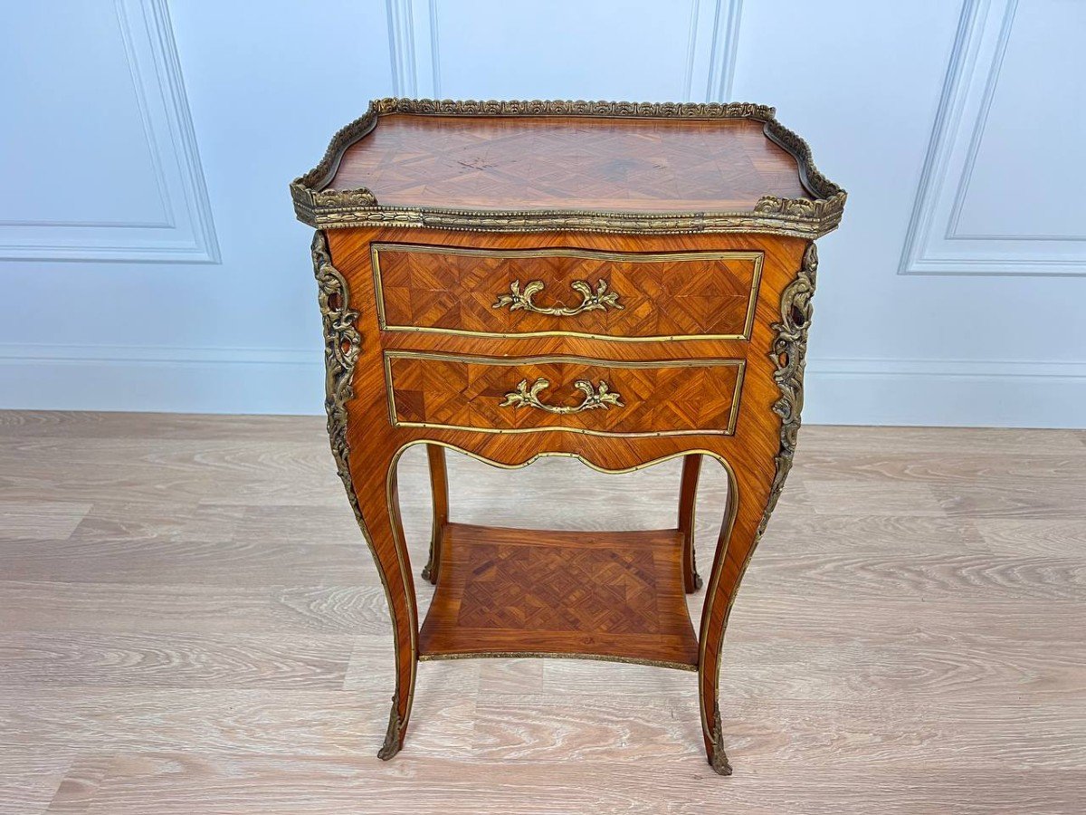 Table De Chevet Anciennne ,  Style Louis XV En Bois De Rose-photo-8