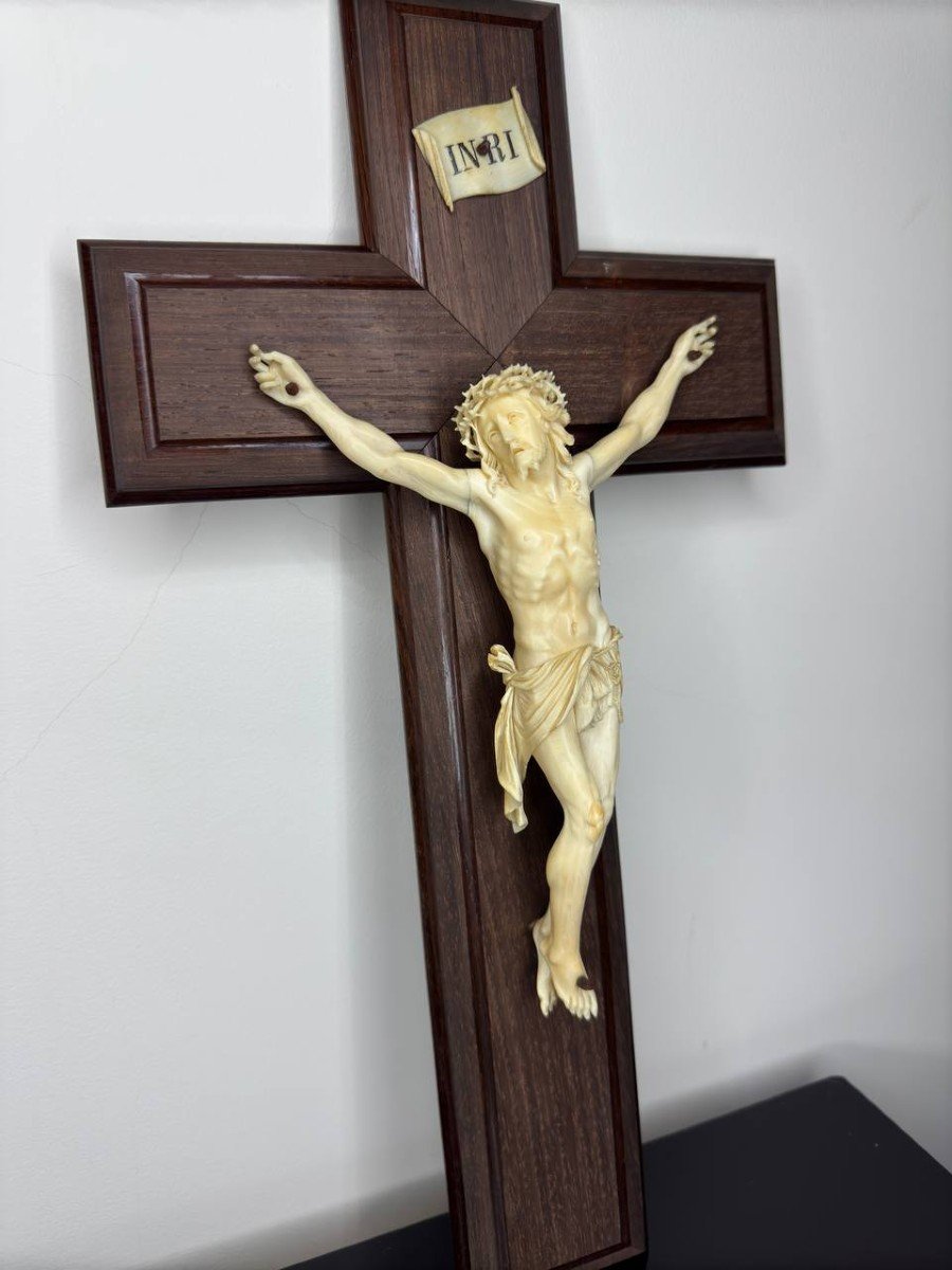 Crucifix Formed Of A Carved Ivory Christ On A Rosewood Cross-photo-3