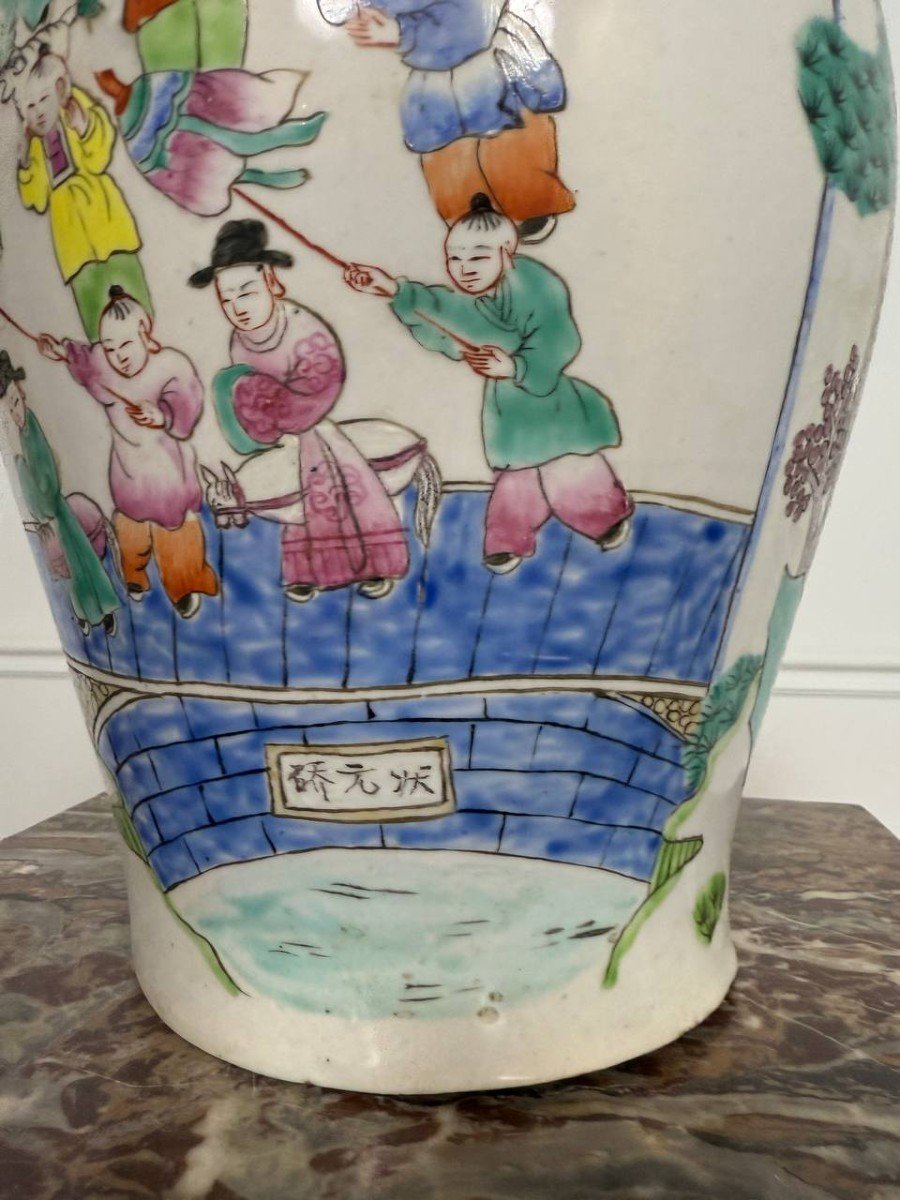 19th Century Chinese Porcelain Vase Or Potiche Decorated With Children And Kites With Dragons-photo-1