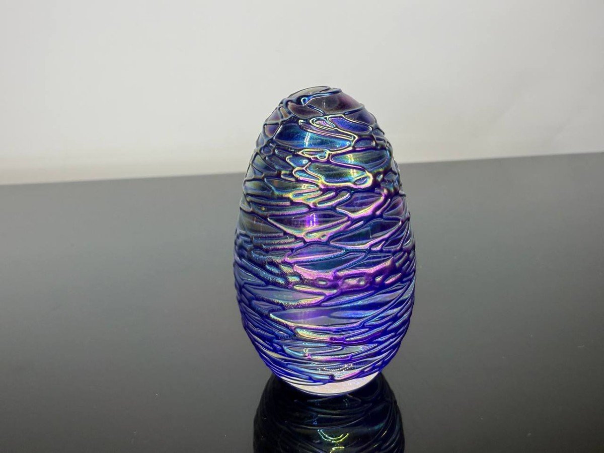 Iridescent Glass Egg Shaped Paperweight Sign-photo-2