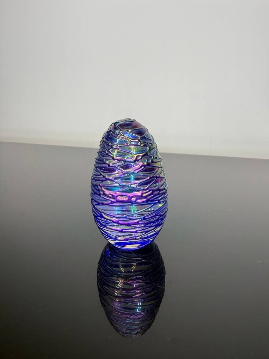 Iridescent Glass Egg Shaped Paperweight Sign-photo-4