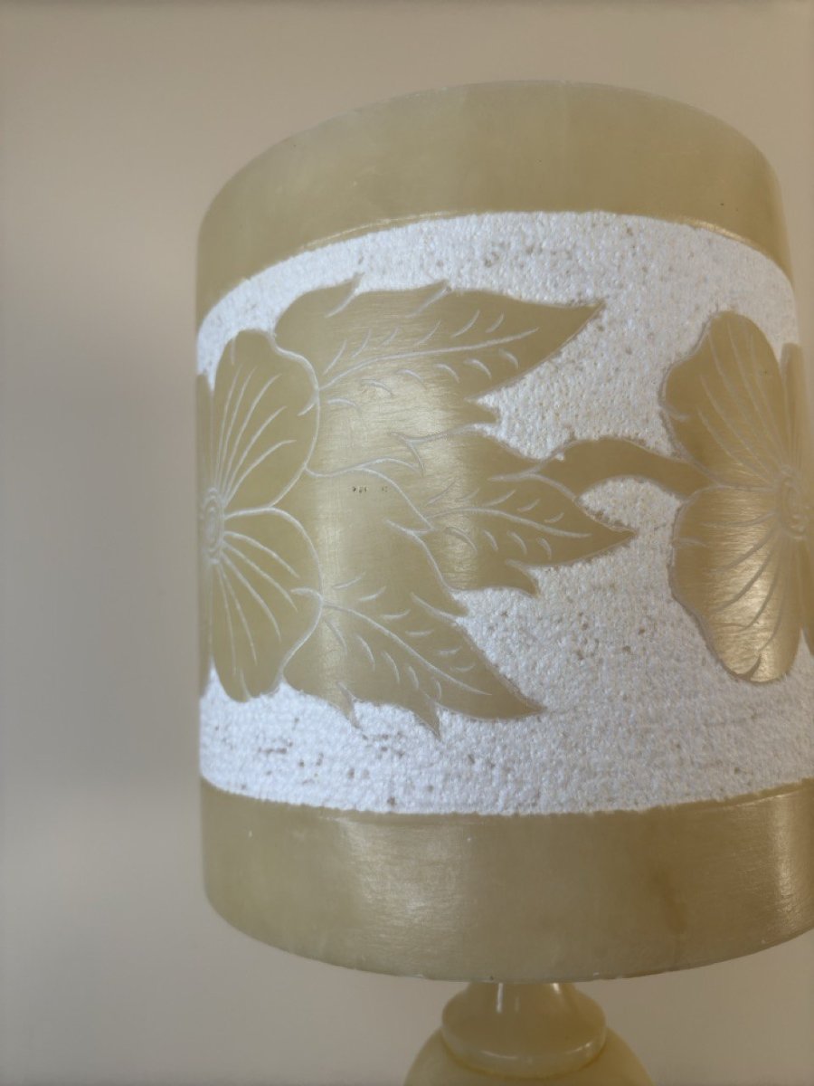 1980s Alabaster Table Lamp With Floral Decorations-photo-4