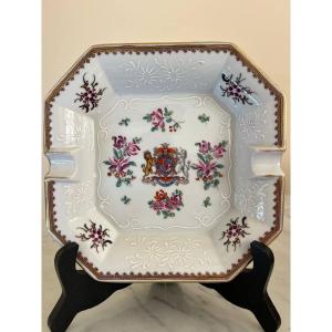 Samson Porcelain Coat Of Arms Decor