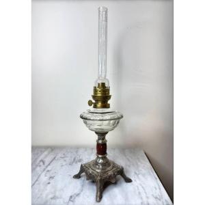 Lampe A Petrole Ancienne