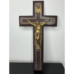 Altar Crucifix Cross In Gilded Regule. 