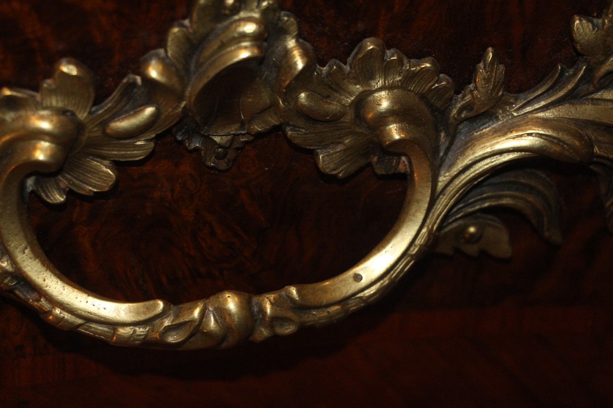 Curved Chest Of Drawers From Dauphiné, Bronze With C Crowned 1745, Louis XV Period, 18th Century-photo-1