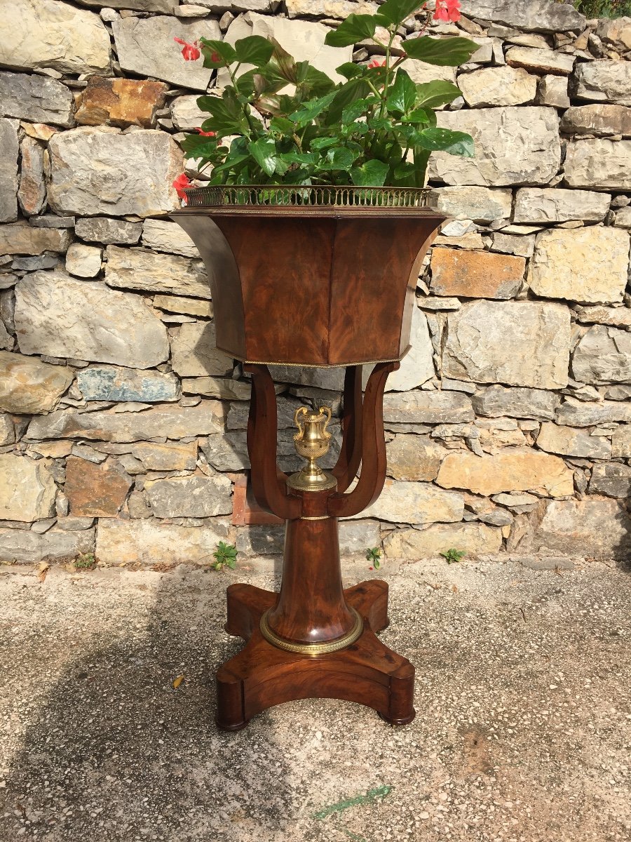 Rare Empire Period Planter