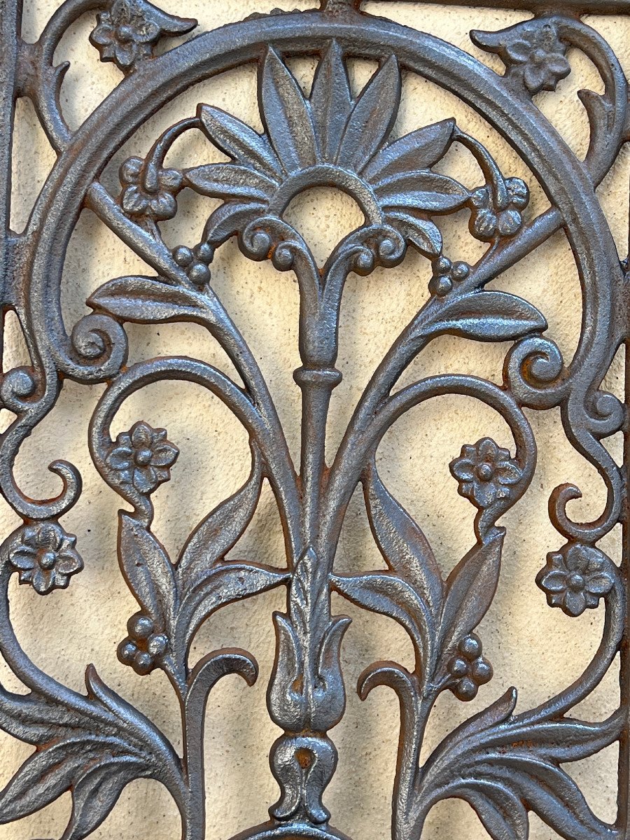 6 Cast Iron Grilles Unicorn Motif English Colonial House, Rangoon Burma 19th Century-photo-1